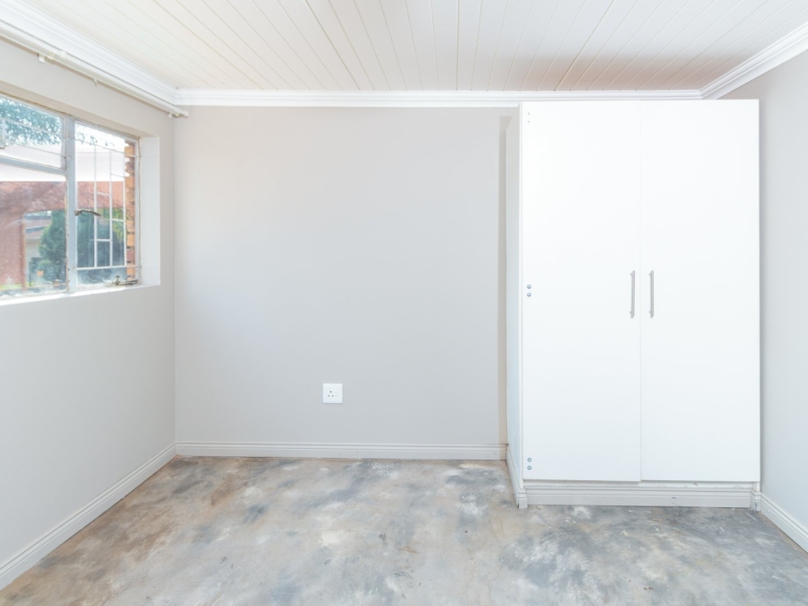 4 Bedroom Property for Sale in Ifafi North West